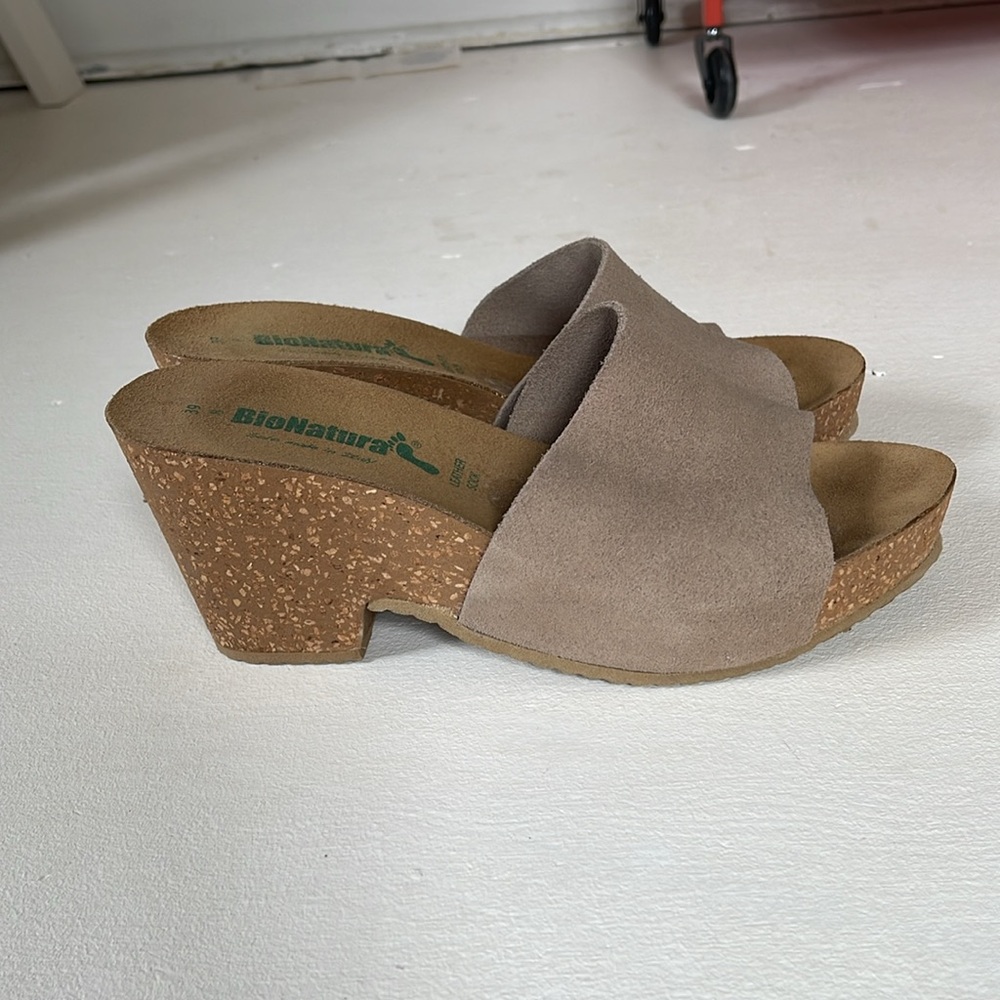 Cork/suede wedge sandals